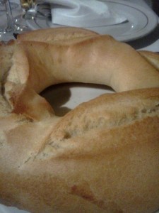 マドリードのレストランのパン